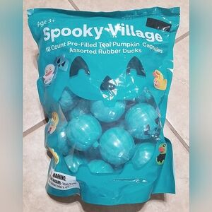 Spooky Village 18ct Pre-filled Teal Pumpkin Capsules With Assorted Rubber Ducks